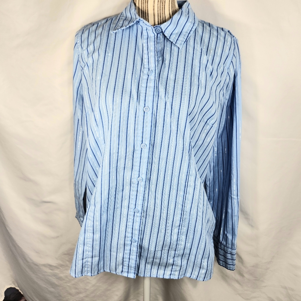 Basic Editions NWOT Blue wSilver Metallic Vertical Striped Button Down Top Large